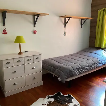 Balco Dels Pirineus Apartment *